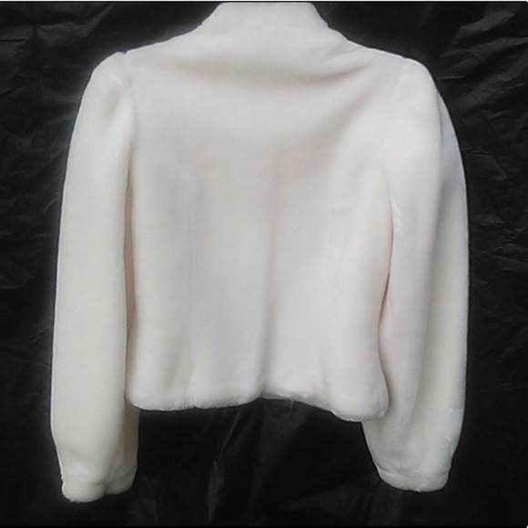Vintage White Faux Fur Jacket - Picture 2 of 10
